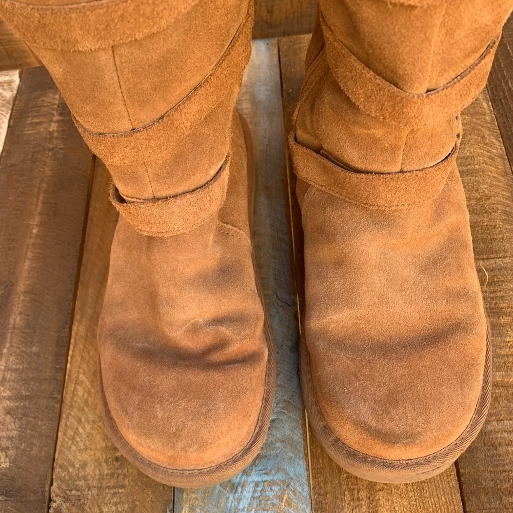 UGG maddi suede